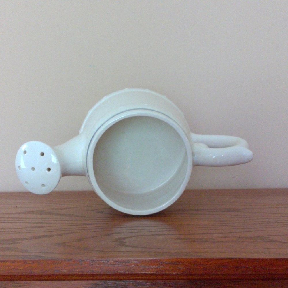 Vintage Ceramic Watering Can Vase 1 quart - Picture 7 of 9